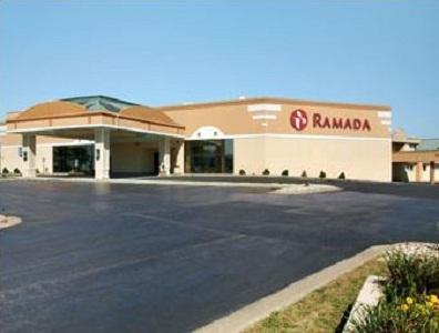 Ramada Moline Hotel East Moline Bagian luar foto