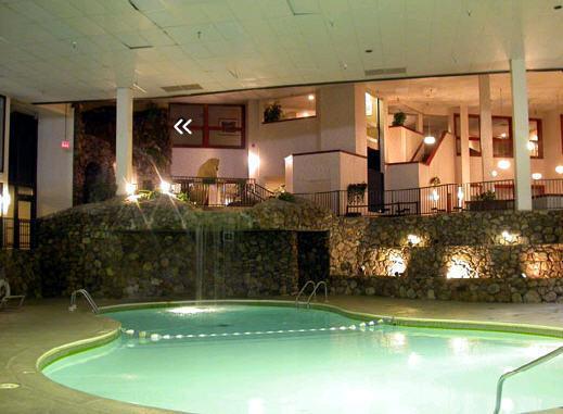 Ramada Moline Hotel East Moline Bagian luar foto